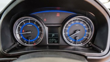 https://vehicle-cdn.autoleague.cloud/17006_41012678_8.jpg