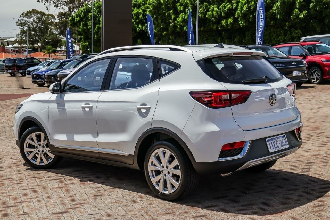 MG Zs image 4