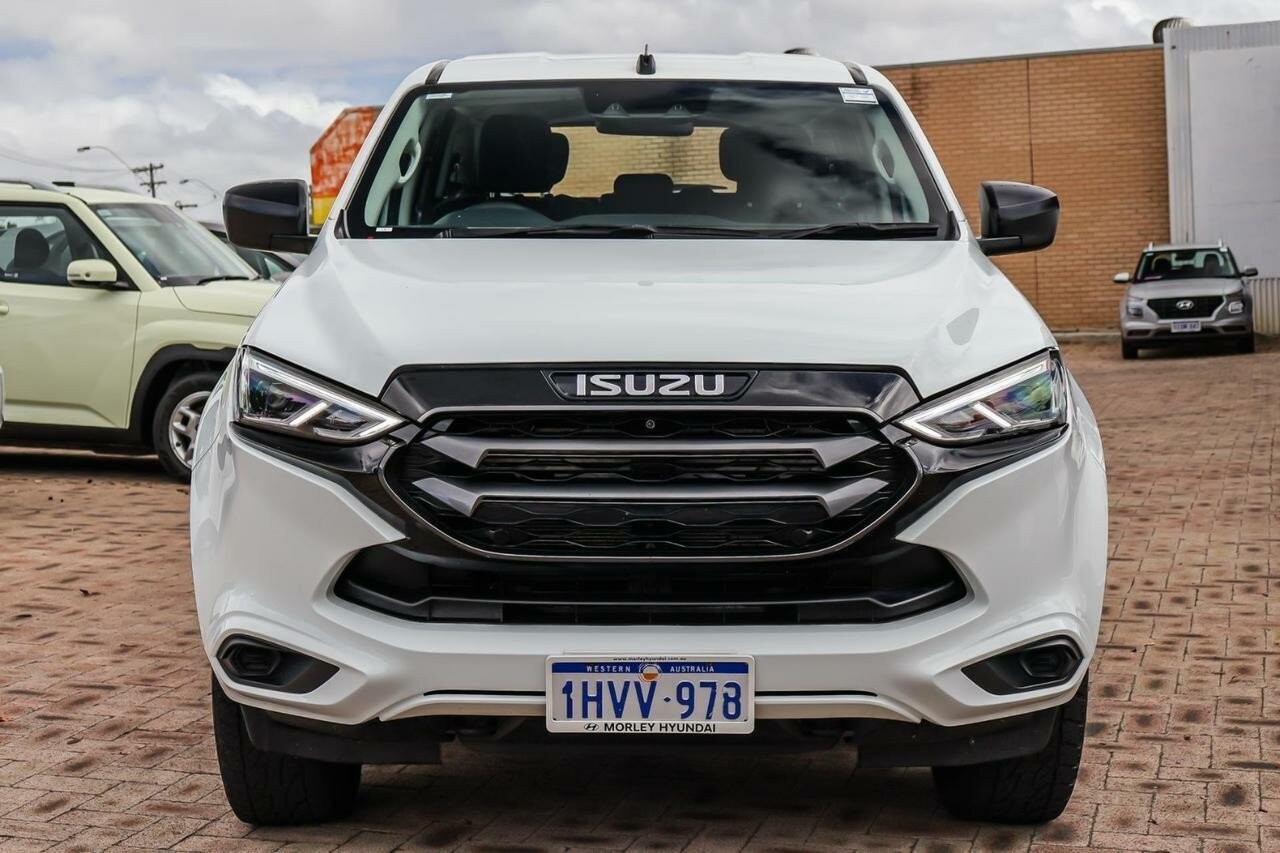 Isuzu Mu-x image 4