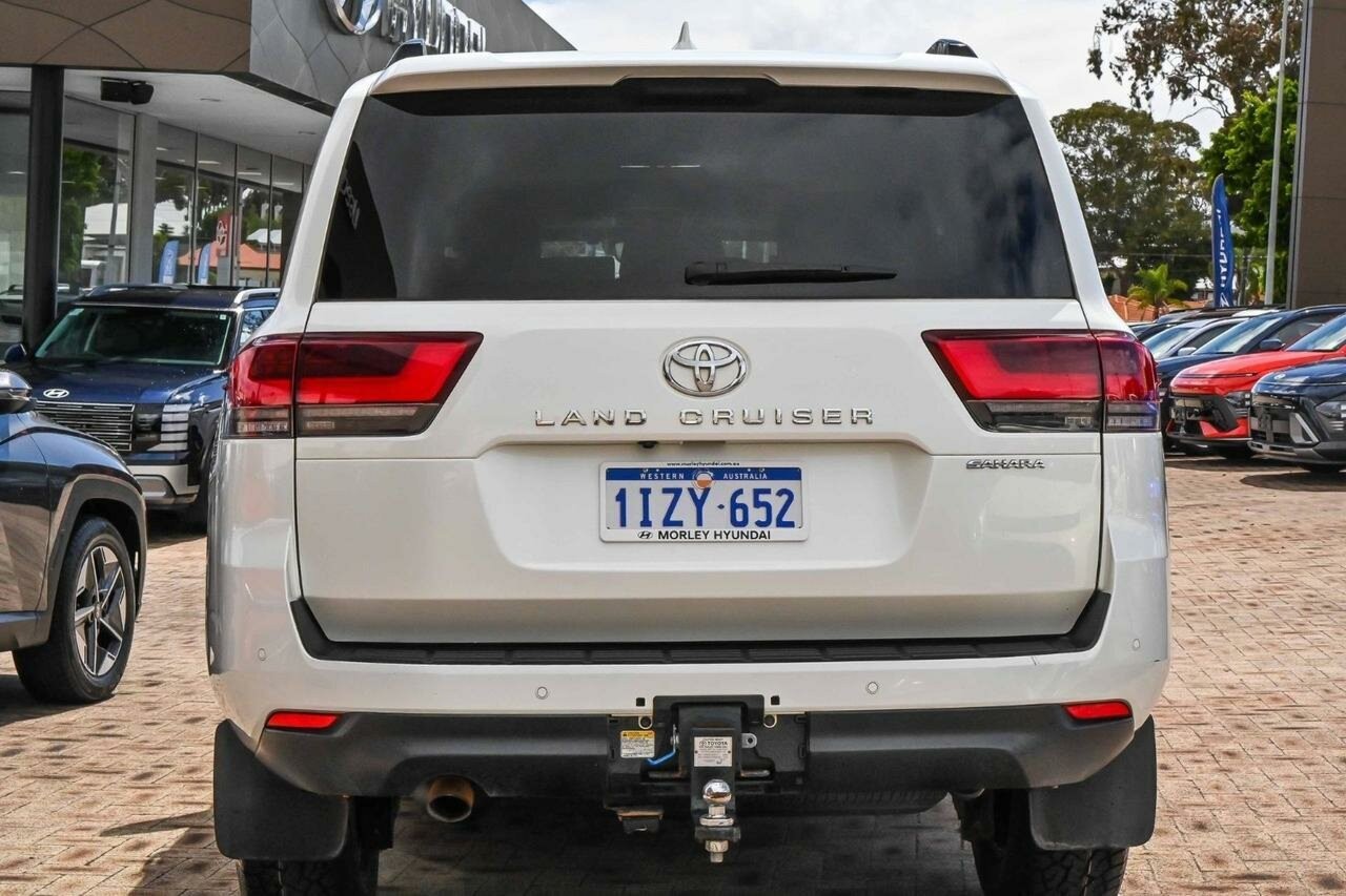 Toyota Landcruiser image 4