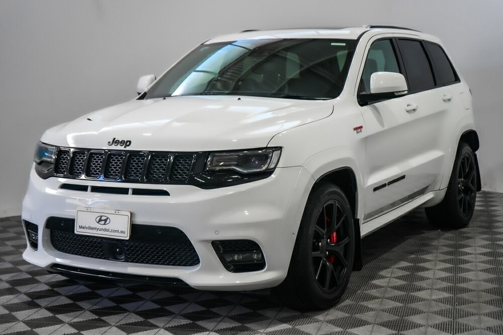 Jeep Grand Cherokee image 4