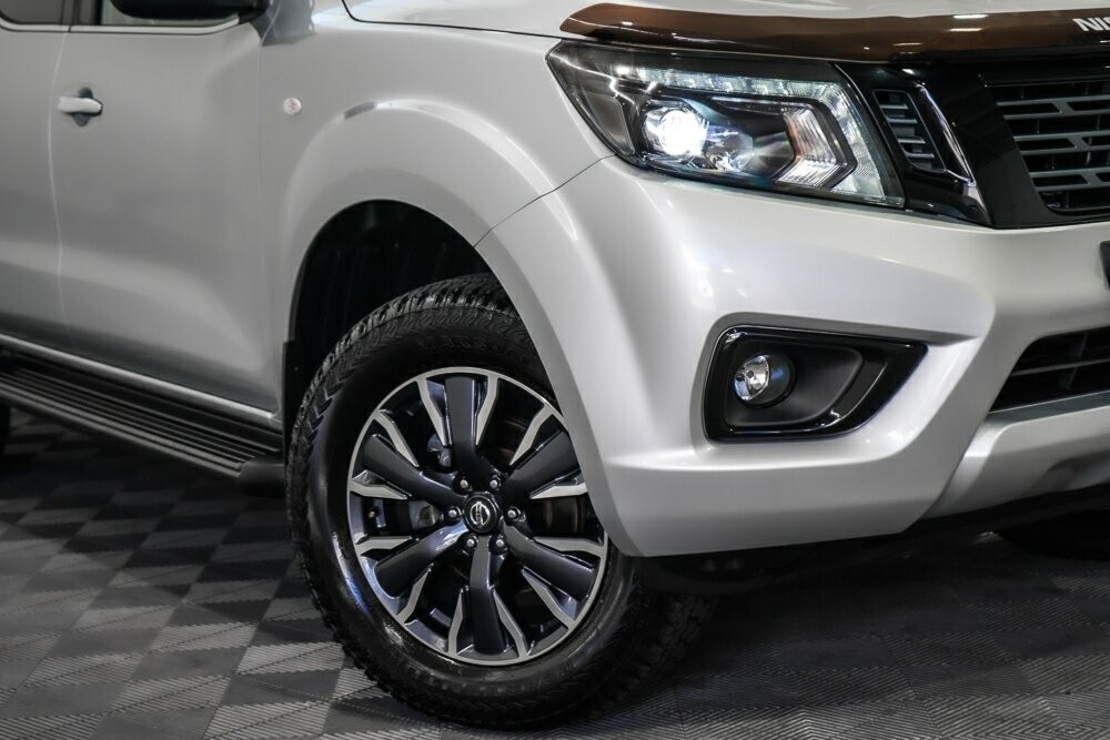 Nissan Navara image 2