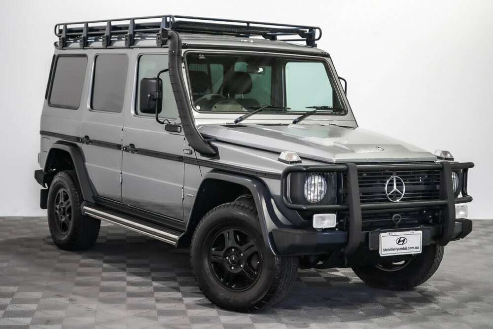 Mercedes Benz G-class image 2