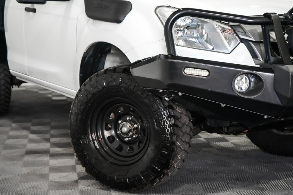 Isuzu D-max image 2