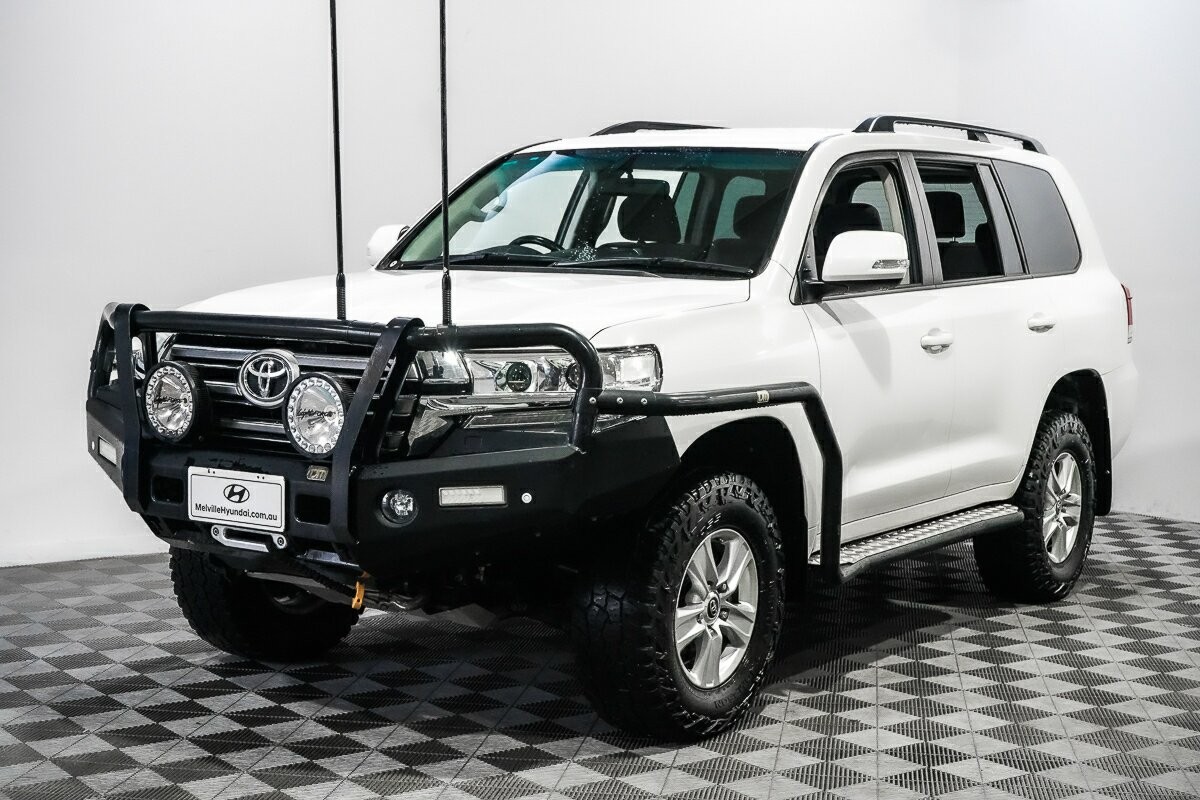 Toyota Landcruiser image 4