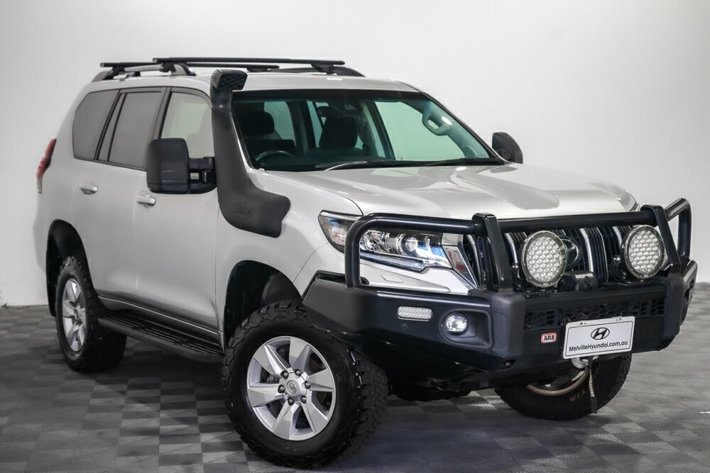 Toyota Landcruiser Prado image 1