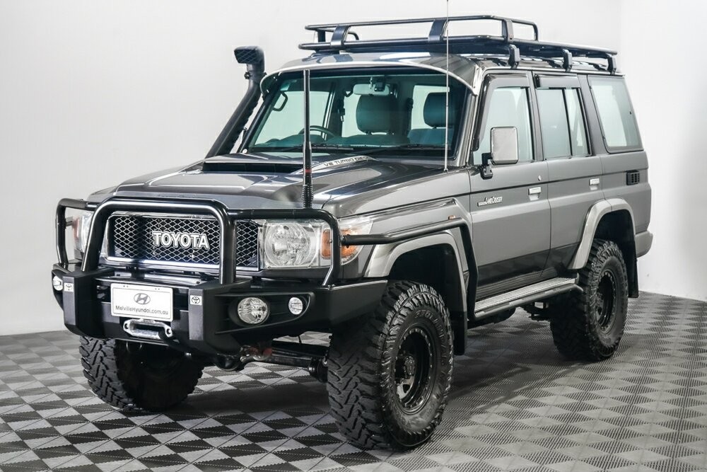 Toyota Landcruiser image 4