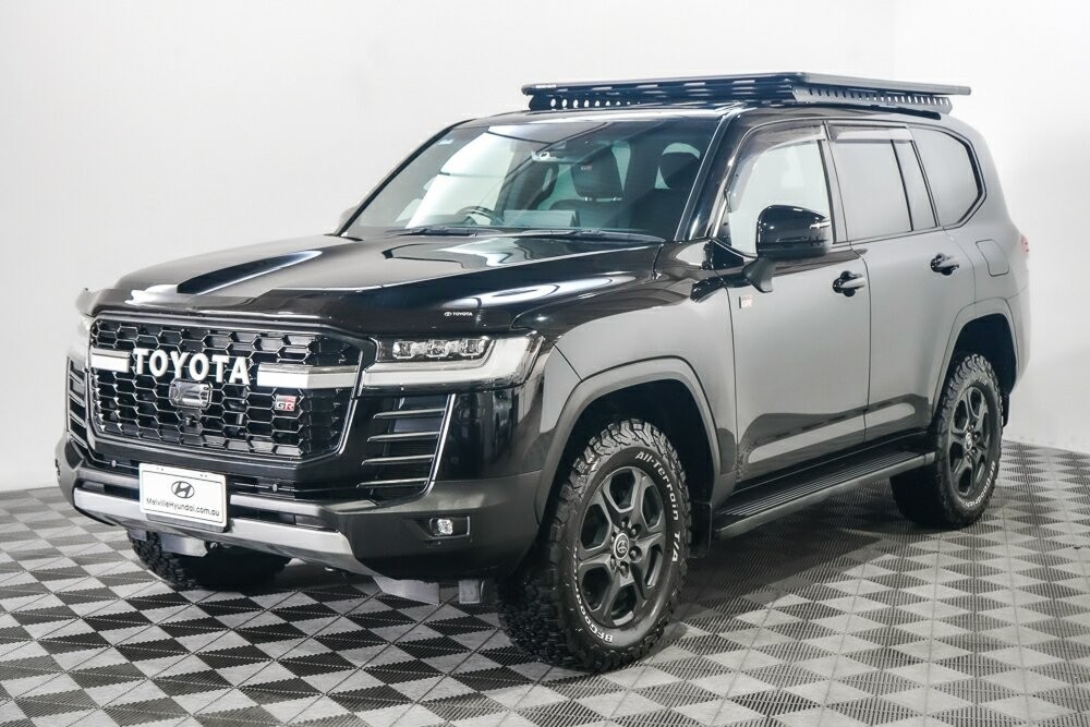 Toyota Landcruiser image 3