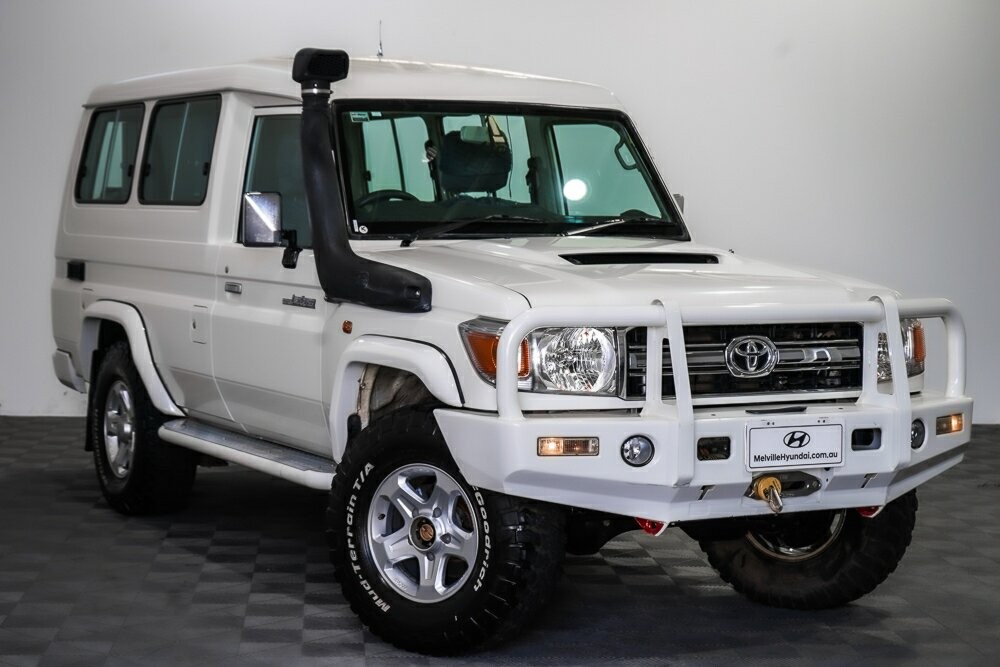 Toyota Landcruiser image 1