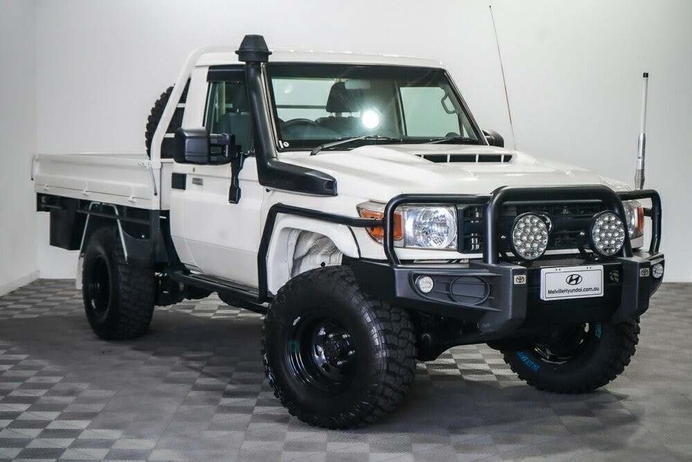 Toyota Landcruiser image 1