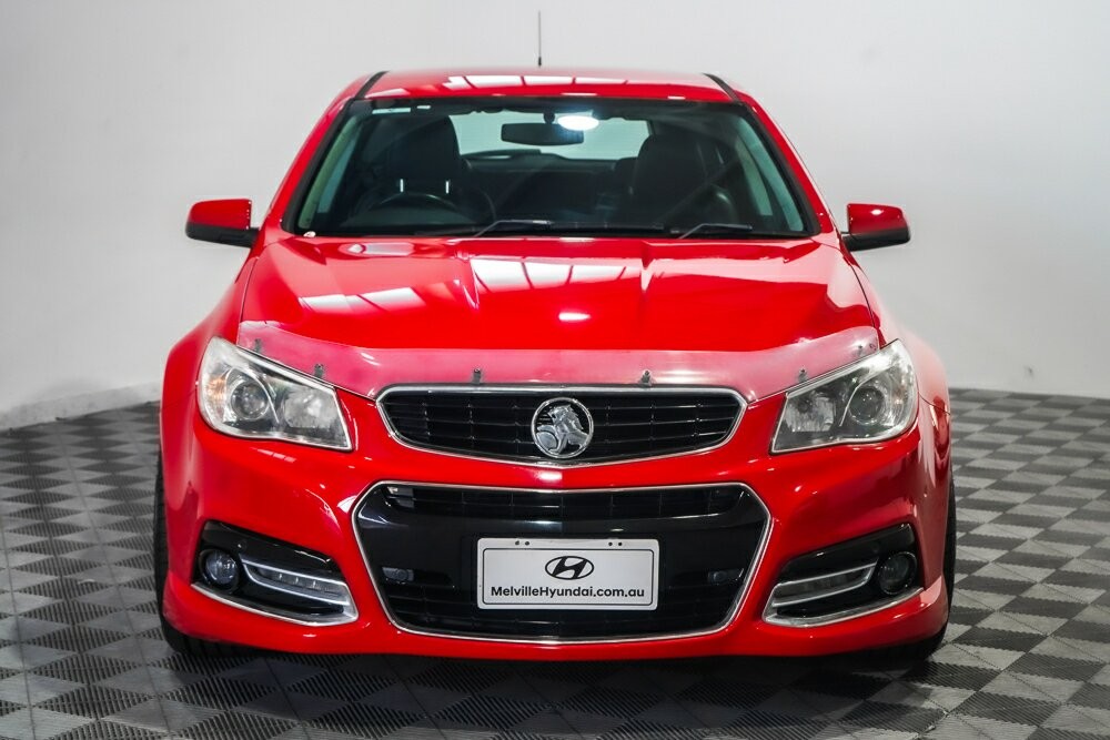 Holden Commodore image 3
