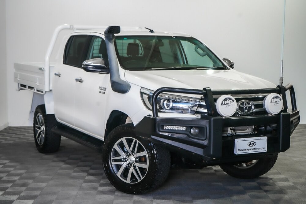 Toyota Hilux image 1