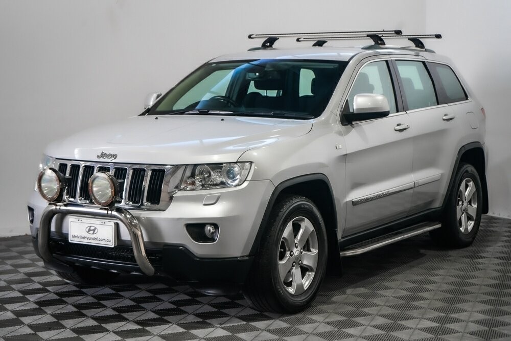 Jeep Grand Cherokee image 4