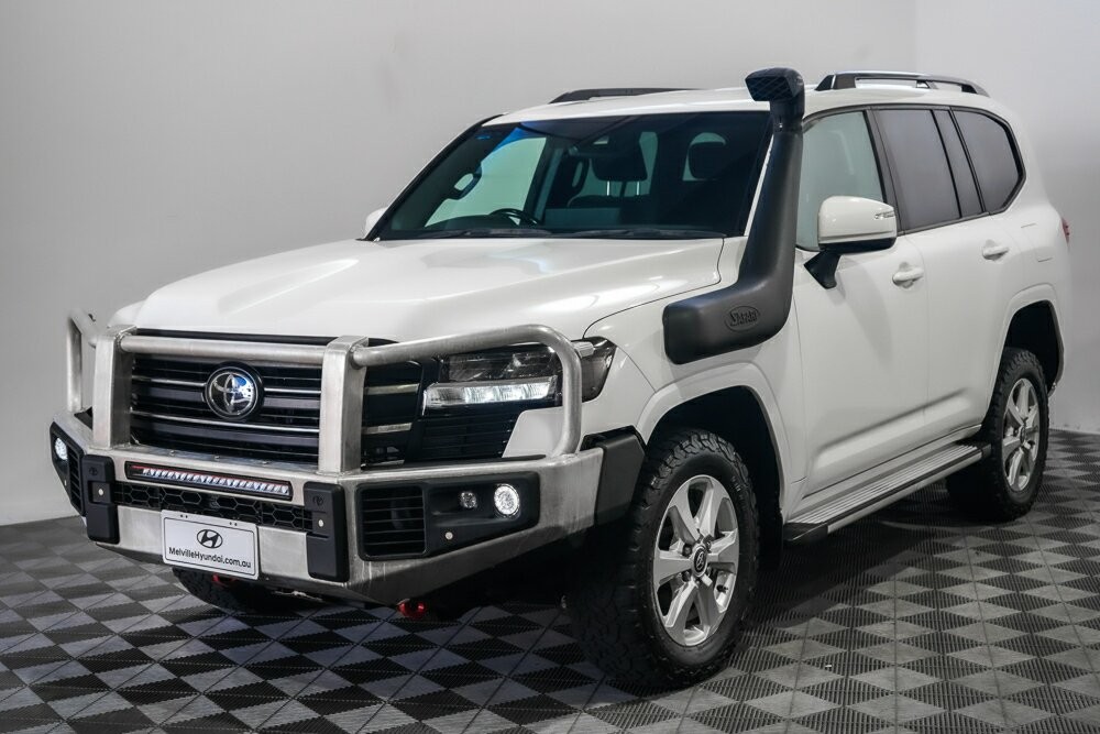 Toyota Landcruiser image 3