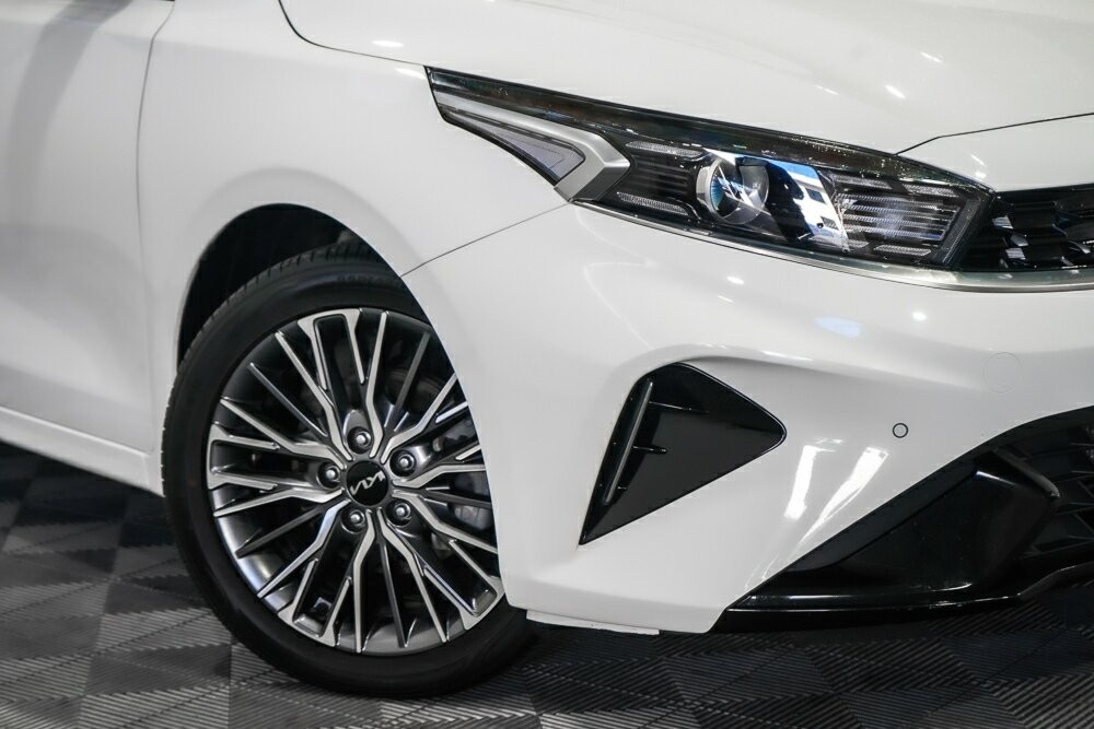 Kia Cerato image 2