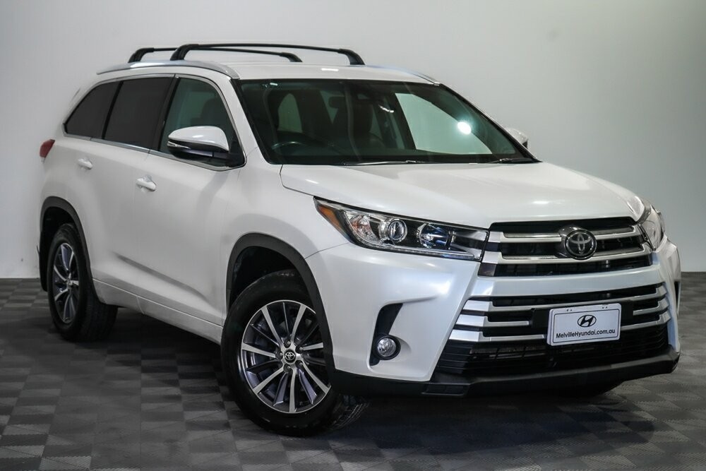 Toyota Kluger image 1