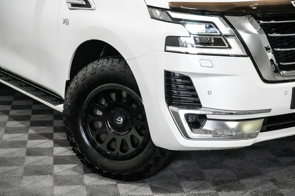 Nissan Patrol image 2