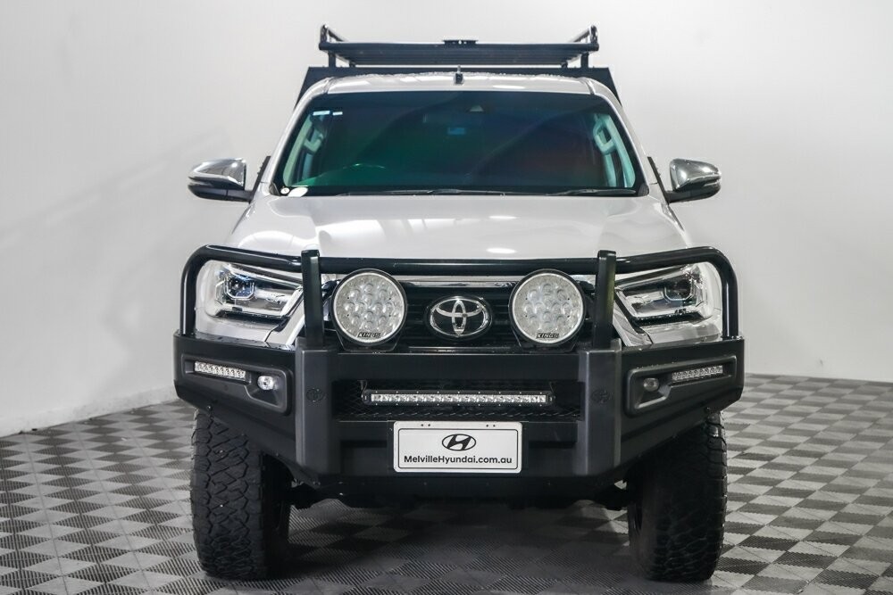 Toyota Hilux image 3