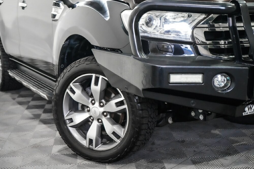 Ford Everest image 2