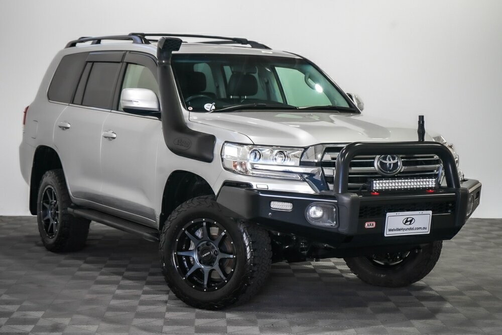 Toyota Landcruiser image 1