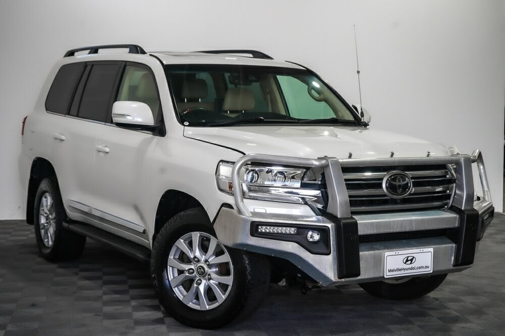 Toyota Landcruiser image 1