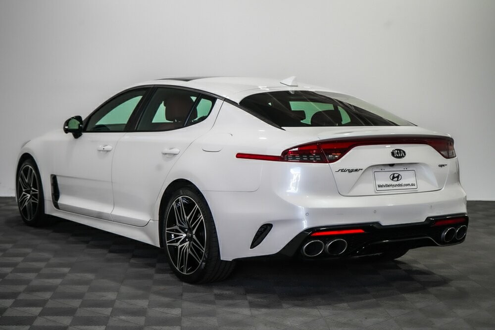 Kia Stinger image 4