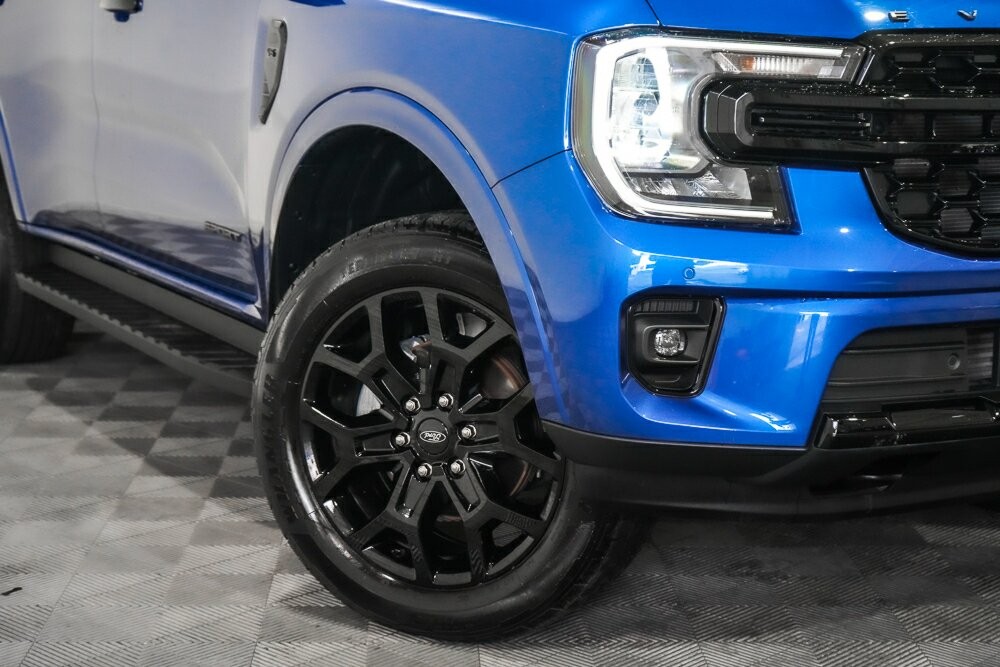 Ford Everest image 2