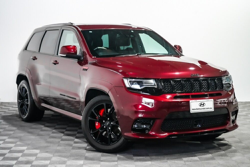 Jeep Grand Cherokee image 1