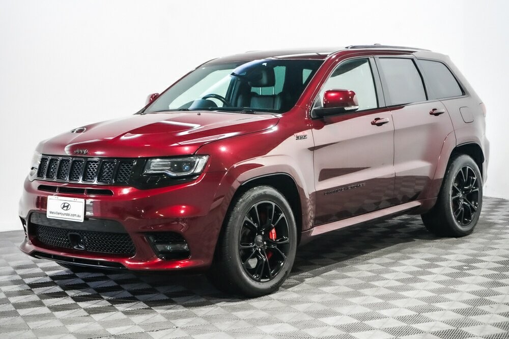 Jeep Grand Cherokee image 4