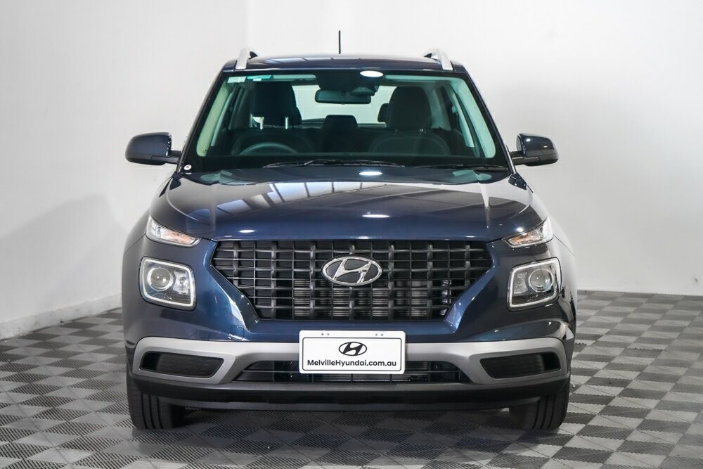 Hyundai Venue image 3