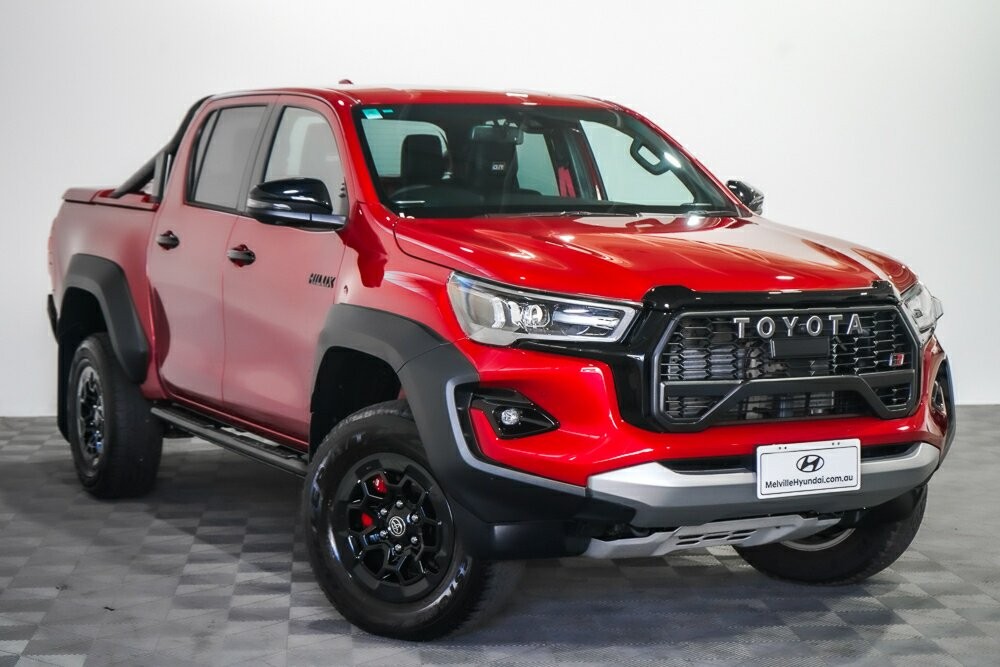 Toyota Hilux image 1