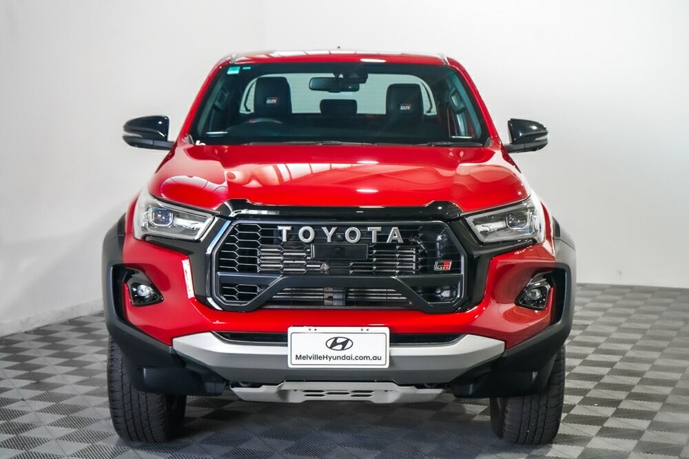 Toyota Hilux image 4