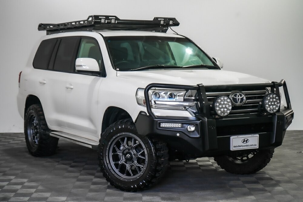 Toyota Landcruiser image 1