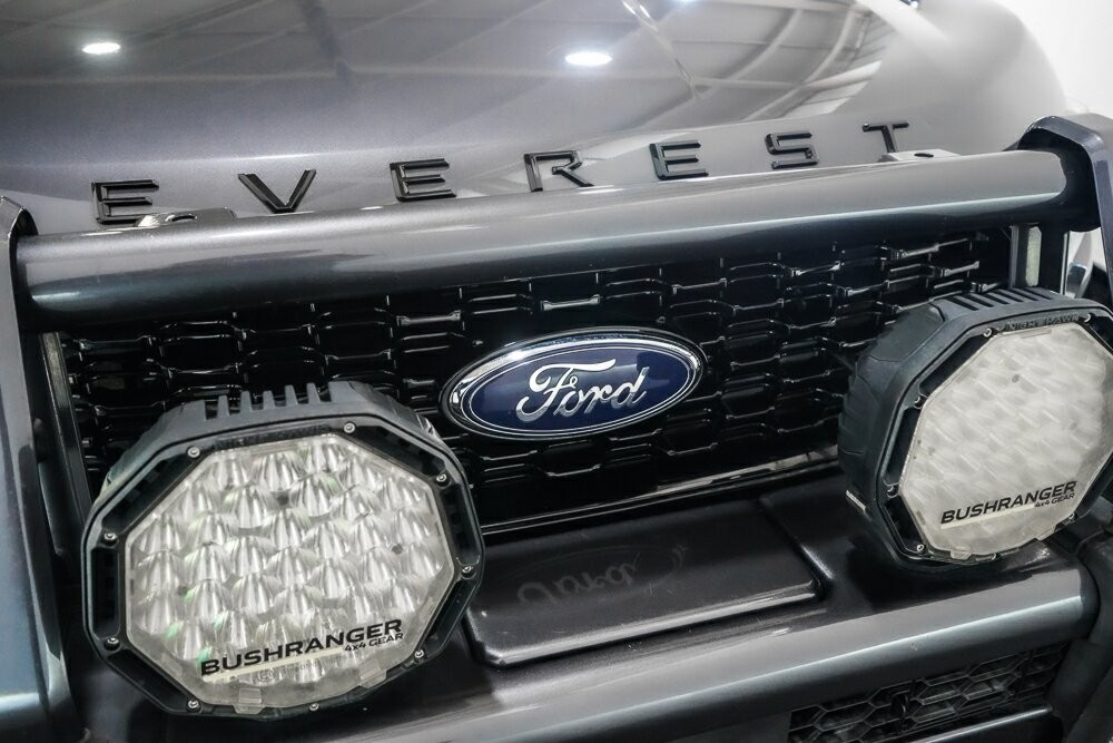 Ford Everest image 3