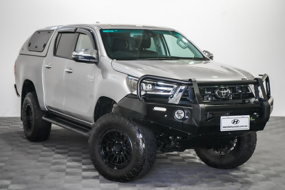 Toyota Hilux image 1