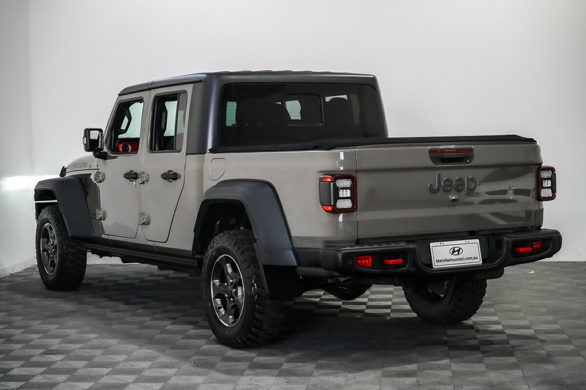 Jeep Gladiator image 4