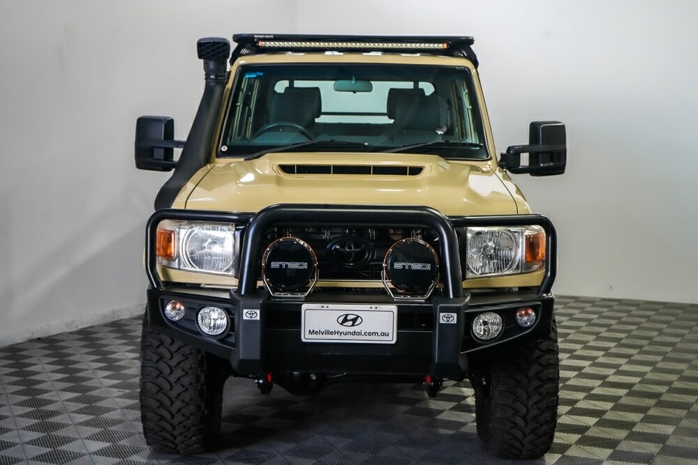 Toyota Landcruiser image 4