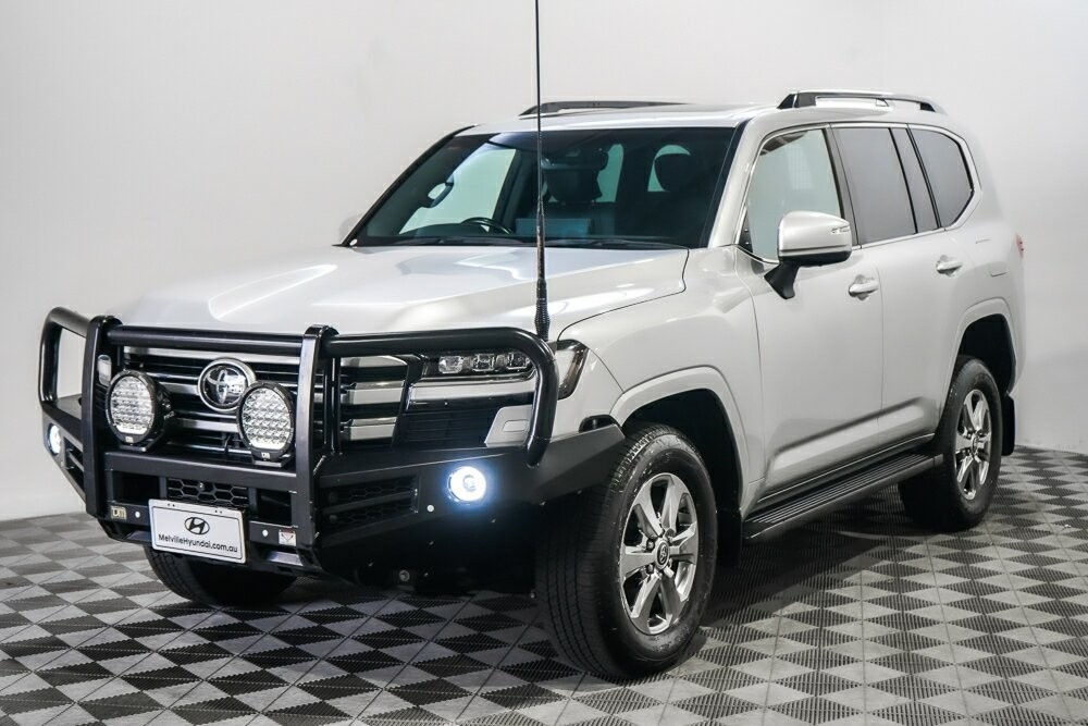 Toyota Landcruiser image 4