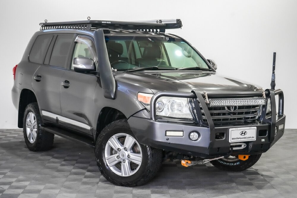 Toyota Landcruiser image 1