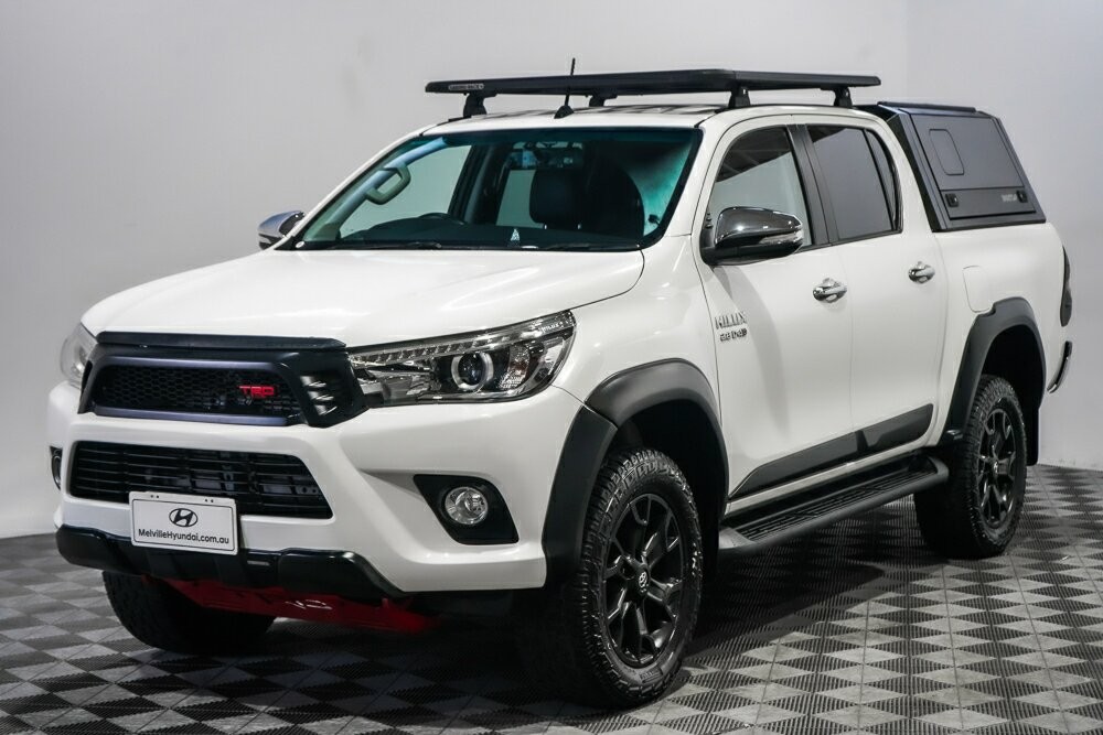 Toyota Hilux image 4