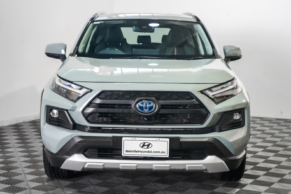 Toyota Rav4 image 3