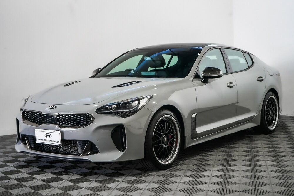 Kia Stinger image 4