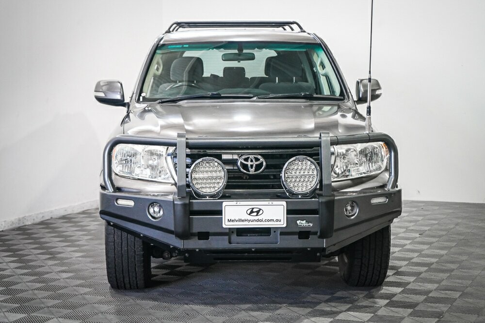 Toyota Landcruiser image 4