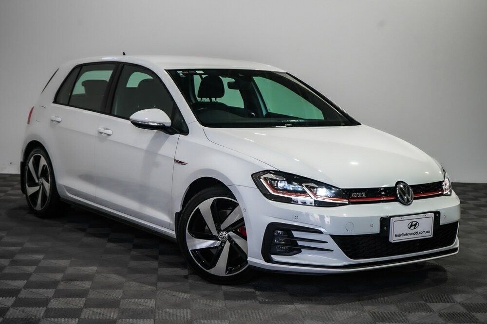 Volkswagen Golf image 1