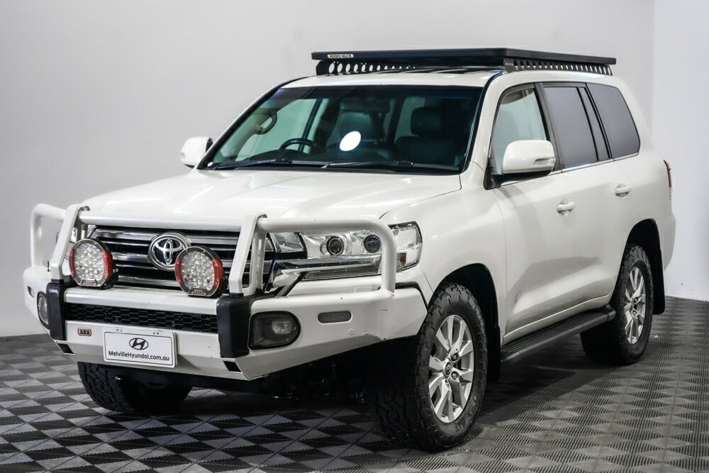 Toyota Landcruiser image 4