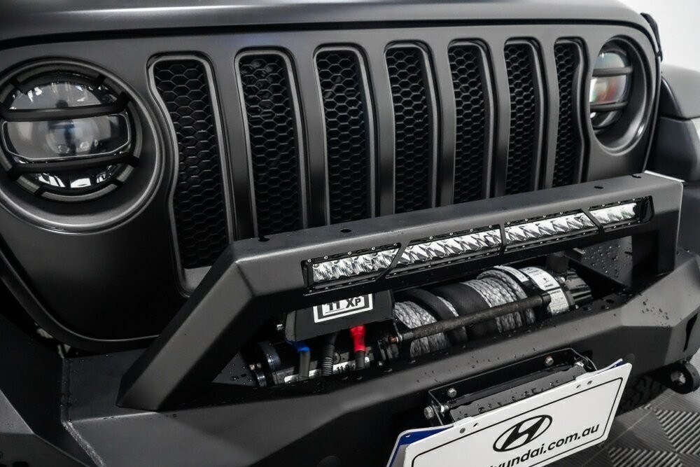 Jeep Wrangler image 3