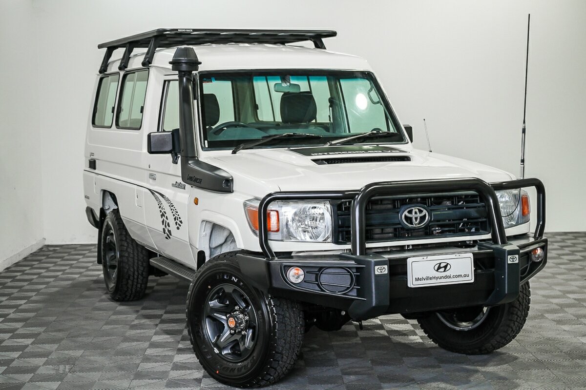 Toyota Landcruiser image 1