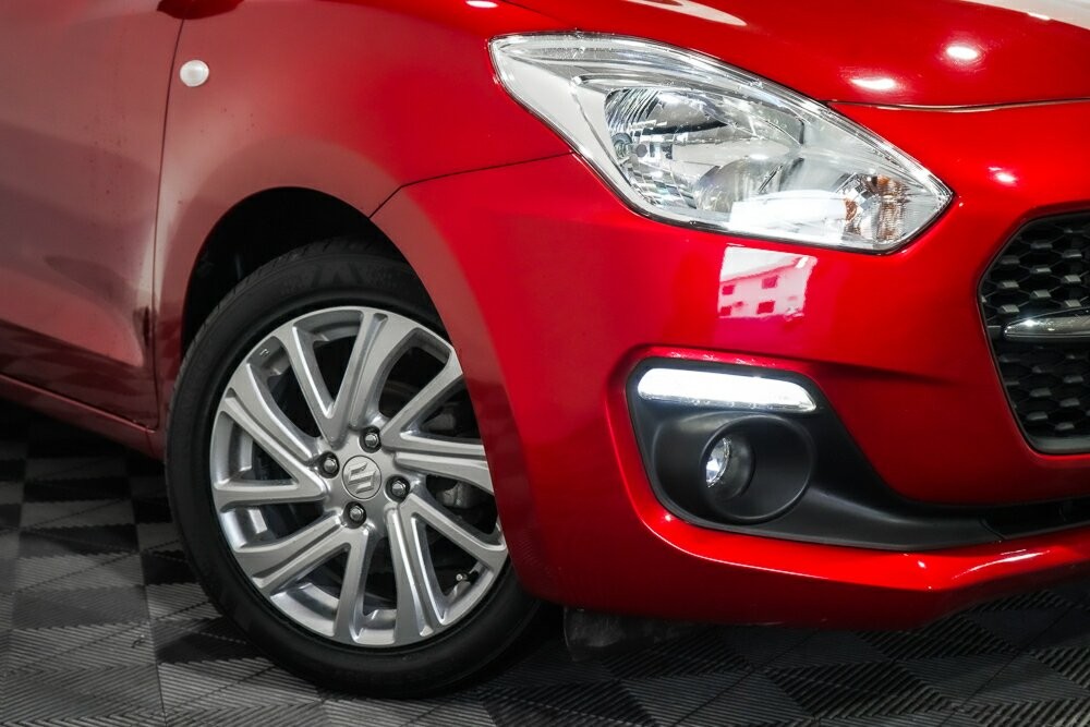 Suzuki Swift image 2