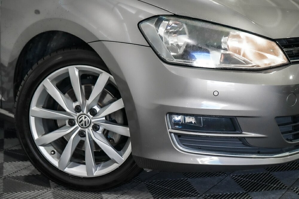 Volkswagen Golf image 2