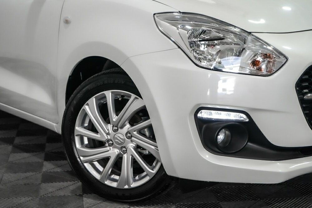 Suzuki Swift image 2